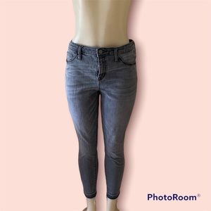 NWOT High Rise Gray Jeggings Size 12